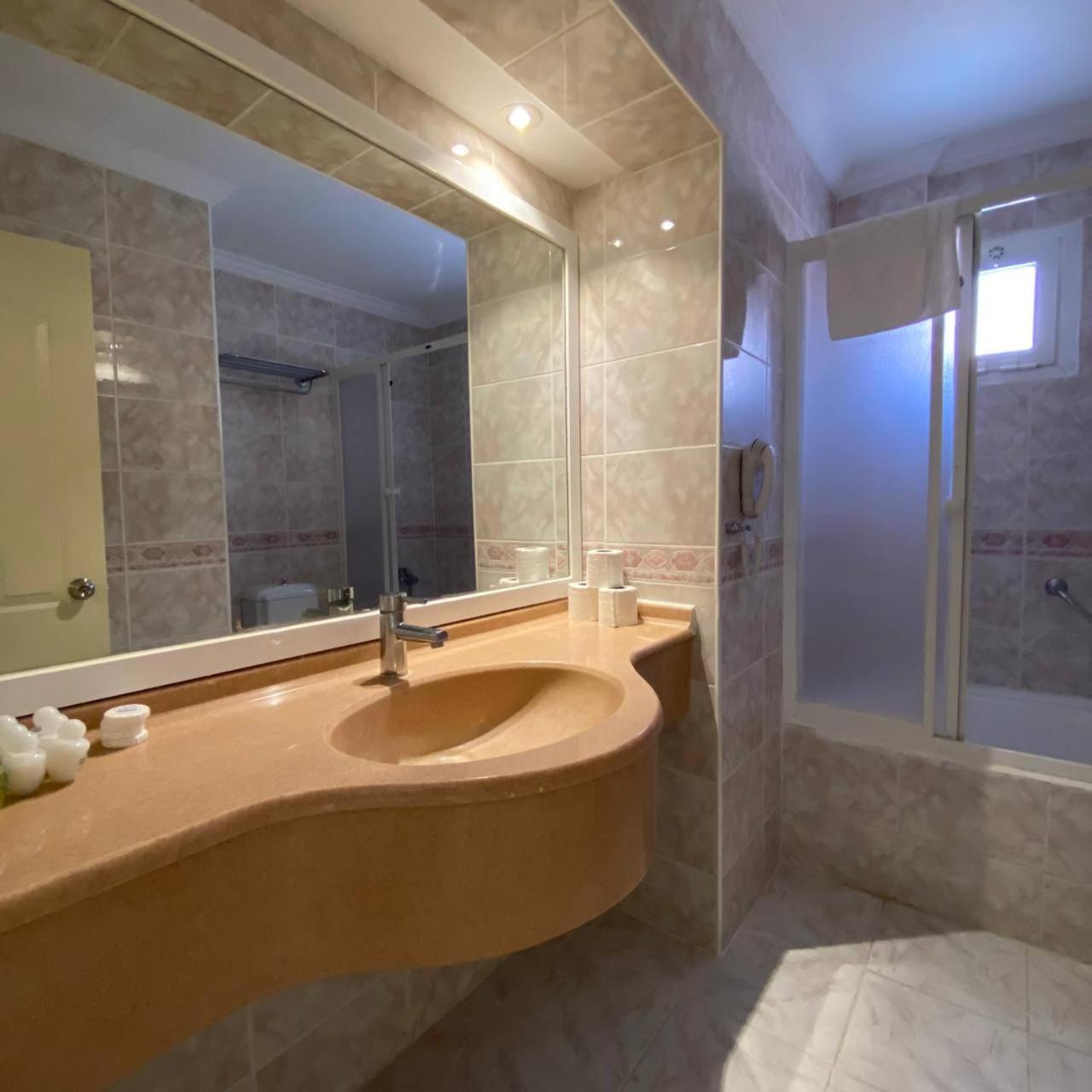 Pine Club Apart Hotel Κουσάντασι Εξωτερικό φωτογραφία