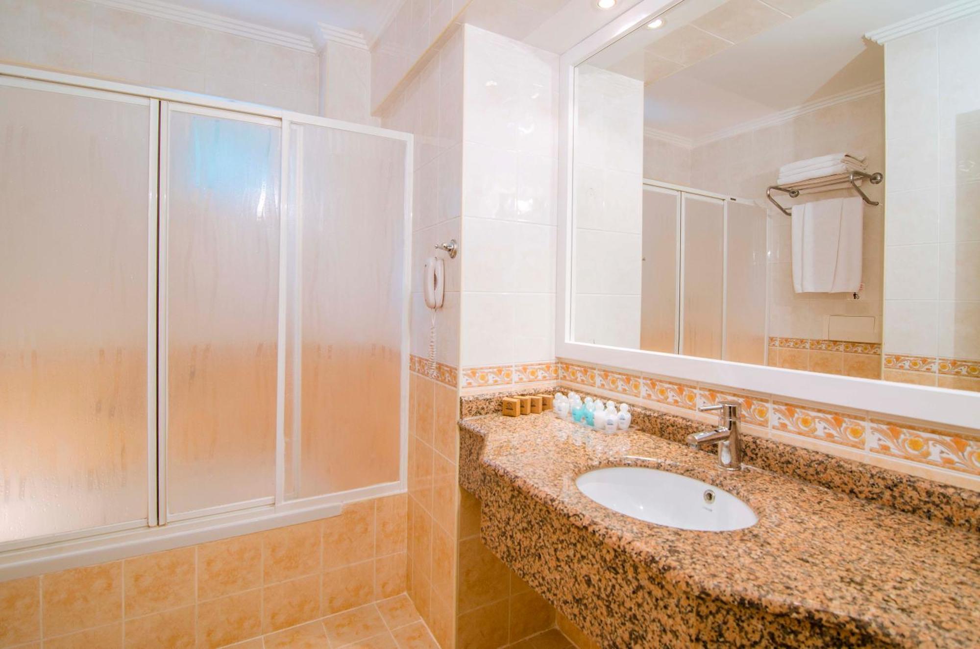 Pine Club Apart Hotel Κουσάντασι Εξωτερικό φωτογραφία