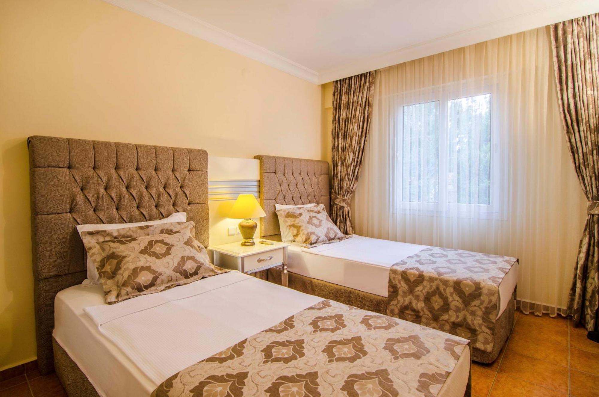 Pine Club Apart Hotel Κουσάντασι Εξωτερικό φωτογραφία