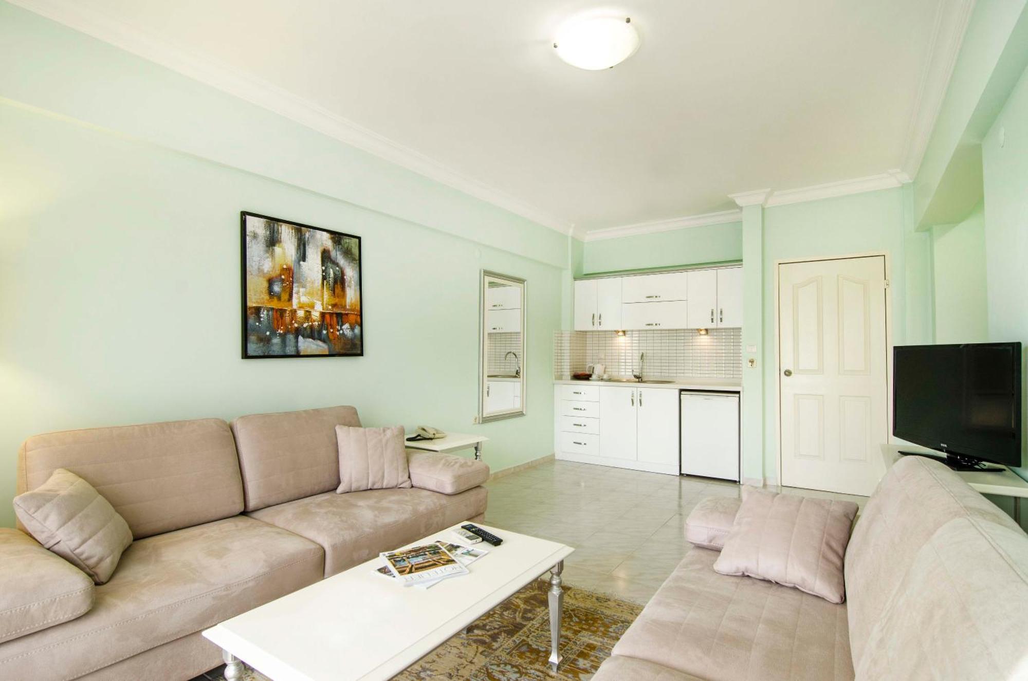 Pine Club Apart Hotel Κουσάντασι Εξωτερικό φωτογραφία