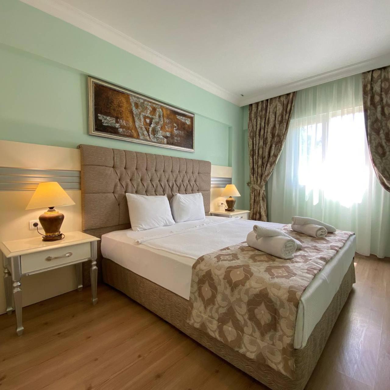 Pine Club Apart Hotel Κουσάντασι Εξωτερικό φωτογραφία
