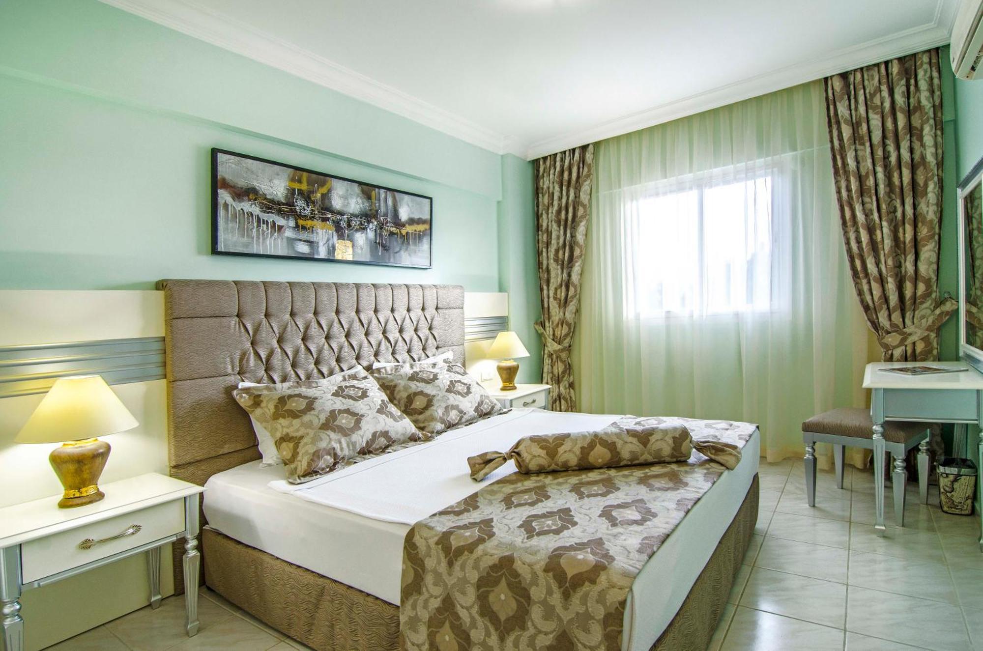Pine Club Apart Hotel Κουσάντασι Εξωτερικό φωτογραφία